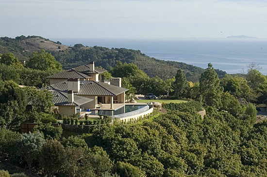 Ultra Luxury Nestled in the Foothills